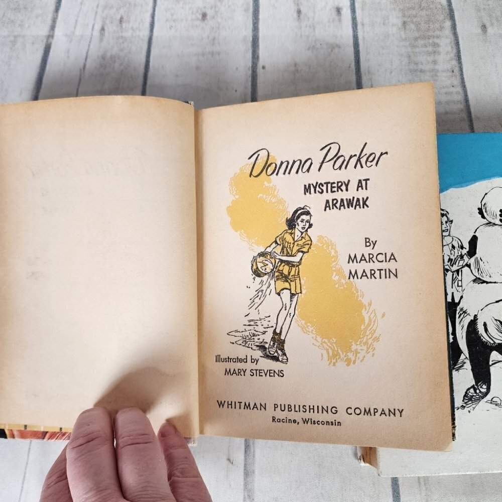 Vintage 50s Donna Parker Hardcover Novels Set of 2 Mystery at Arawak On Her Own - Picture 7 of 15